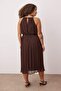 Kahverengi Bodycon Maxi Boy Şifon Dokuma Büyük Beden Elbise TBBSS25AH00252 - 4