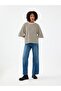 Loose Fit Women's T-shirt Sleeve - 2