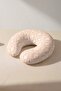 Classic Patterned Ergonomic Neck Pillow - Beige and White Travel Pillow with Ottoman Motifs - 4