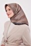 وشاح حريري من نسيج التويل بنمط جلد الفهد ذو حواف من فرو المنك الداكن