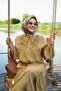 وشاح حريري بنمط أوراق الشجر من قماش التويل