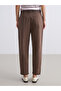 Carrot Fit Women's Jean Trousers with Belt - 4
