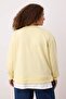 Sarı Alttan T-Shirt Çıkma Görünümlü İnce Örme Büyük Beden Sweatshirt TBBAW23AO00023 - 4