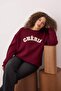 Bordo Kalın İçi Polarlı Oversize/Bol Kesim Slogan Nakışlı Örme Büyük Beden Sweatshirt TBBAW26AO00008 - 2