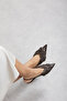 Rosa Elegant Rose Detailed Genuine Leather Shoes - 2