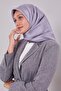 وشاح حريري مونوغرام بخطوط رمادية على الحواف