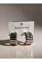 Ring Earrings with Line Detail in Silver Color - 2