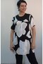 Black and White Floral Print Front Robasi Black Color Block Front Gathered Combed Viscose T-Shirt - 4