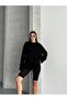 Women's Crew Neck Oversize Knitwear Sweater - 2