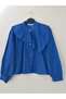 Women's Shirt with Collar Detail