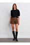 72190 High Waist Pleated Detailed Shorts
