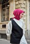 وشاح من الحرير القطني مزين بنقوش فوشيا مقاس 90x90 - 7