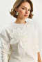 Women's White Crew Neck Three-Thread Ribbed Sweatshirt with Floral Accessories 60601043 - 5