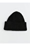 Esvab • Modern & Distinctive Classic Women's Knitwear Beanie