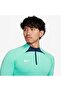 قميص تدريب رجالي أخضر اللون من Dri-Fit Strong بقصة ضيقة - 5