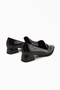 Jaklin Black Pointed Toe Low Heel Women's Shoes - 5