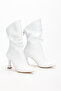 Women's Gusseted Zippered Thin Heel Pointed Toe Boots - 2