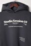Antrasit Kalın İçi Polarlı Kapüşonlu Slogan Baskılı Boxy Fit Örme Sweatshirt TWOAW26SW00217 - 7