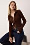 Wardrobe Essentials Kahverengi Yumuşak Dokulu Crop Fermuarlı Triko Hırka | TWOAW26HI00177 - 2