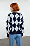 Women's Ecru Gray Oversized V-Neck Diamond Pattern Low-Sleeve Thick Knit Sweater for Your Winter Outfits - 4