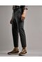 Solid Chinos with Button Closure - 3