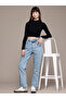 Women Regular Fit Solid Blue Jeans - 4