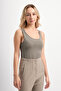 Slim Fit U Neck Basic Undershirt