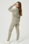 Girls' Beige Manhattan Printed Tracksuit Set - Comfortable and Stylish Sweatshirt & Jogger Pants - 2