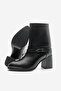 K946 Women's Pointed Toe Belt Detailed Thick Heeled Boots - 4