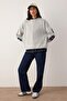 Gri Melanj Oversize/Geniş Kesim Slogan Sırt Baskılı Bisiklet Yaka Örme Sweatshirt TWOAW26SW00236 - 2