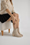Women's Beige Suede Thermo Sole Zippered Heeled Boots - 2