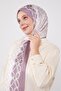 شال ماركة منقوشة بسلسلة مربعة باللون البنفسجي - 2
