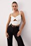 Beyaz Crop Pencere/Cut Out Detaylı Örme Bluz TPRSS24BZ00029 - 3