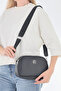 4Zipper Daily Shoulder Bag