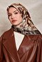 وشاح حريري منقوش باللون البني