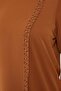 طقم من قطعتين من الشيفون المطرز باللون البني اللؤلؤي - 4