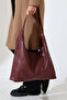Burgundy Leather Women's Shoulder Bag – Stylish, Spacious, and Suitable for Everyday Use - 5