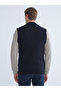 Esvab • Modern & Distinctive Standard Fit Judge's Collar Men's Knitwear Vest - 5