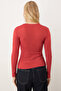 Women's Pomegranate Flower U-Neck Button Detailed Front Slit Soft Textured Blouse Arm-26K001038 - 3