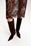 أبوات بطول الركبة