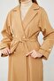 معطف طويل بحزام من Camel Midi - 4