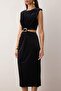 Siyah Cut Out Detaylı Shift/Düz Kesim Midi Örme Kadife Elbise TPRAW26EL00092 - 5