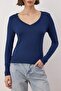 Lacivert Yumuşak Kumaşlı V Yaka Fitted/Vücuda Oturan Esnek Örme Bluz TWOAW24BZ00050 - 3