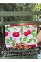 حقيبة مكياج مثلثة مبطنة من كرز مطبوع، حقيبة مكياج مبطنة باللون الوردي مطبوع من الداخل - 5