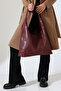 Burgundy Leather Women's Shoulder Bag – Stylish, Spacious, and Suitable for Everyday Use - 6