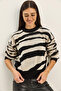 Women's Black Ecru Thick Zebra Patterned Crew Neck Knitwear Sweater 60285007