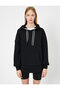 Hooded Detailed Sweatshirt - 3