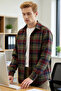 Men's Regular Fit Long Sleeve Checkered Flannel Shirt Is a Comfortable and Stylish Choice for Winter Days - 3