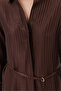 قميص نسائي من الساتان بمشبك على شكل حرف D - 6