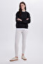 Women's Oversized Wide Cut Cotton Crew Neck Black Sweatshirt - 4